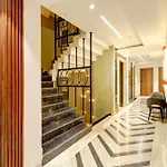 The Tyche New Delhi - Traveller\'S Choice Award Winner 2025