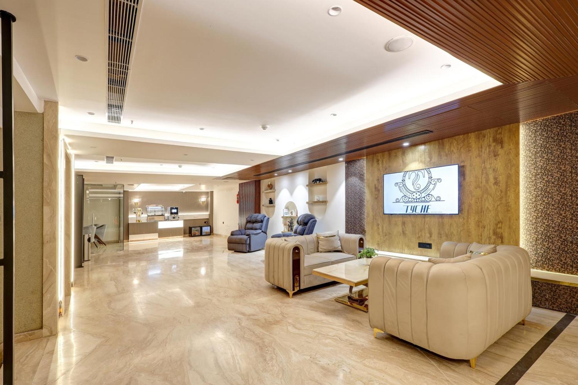 The Tyche New Delhi - Traveller'S Choice Award Winner 2025 Hotel 4*