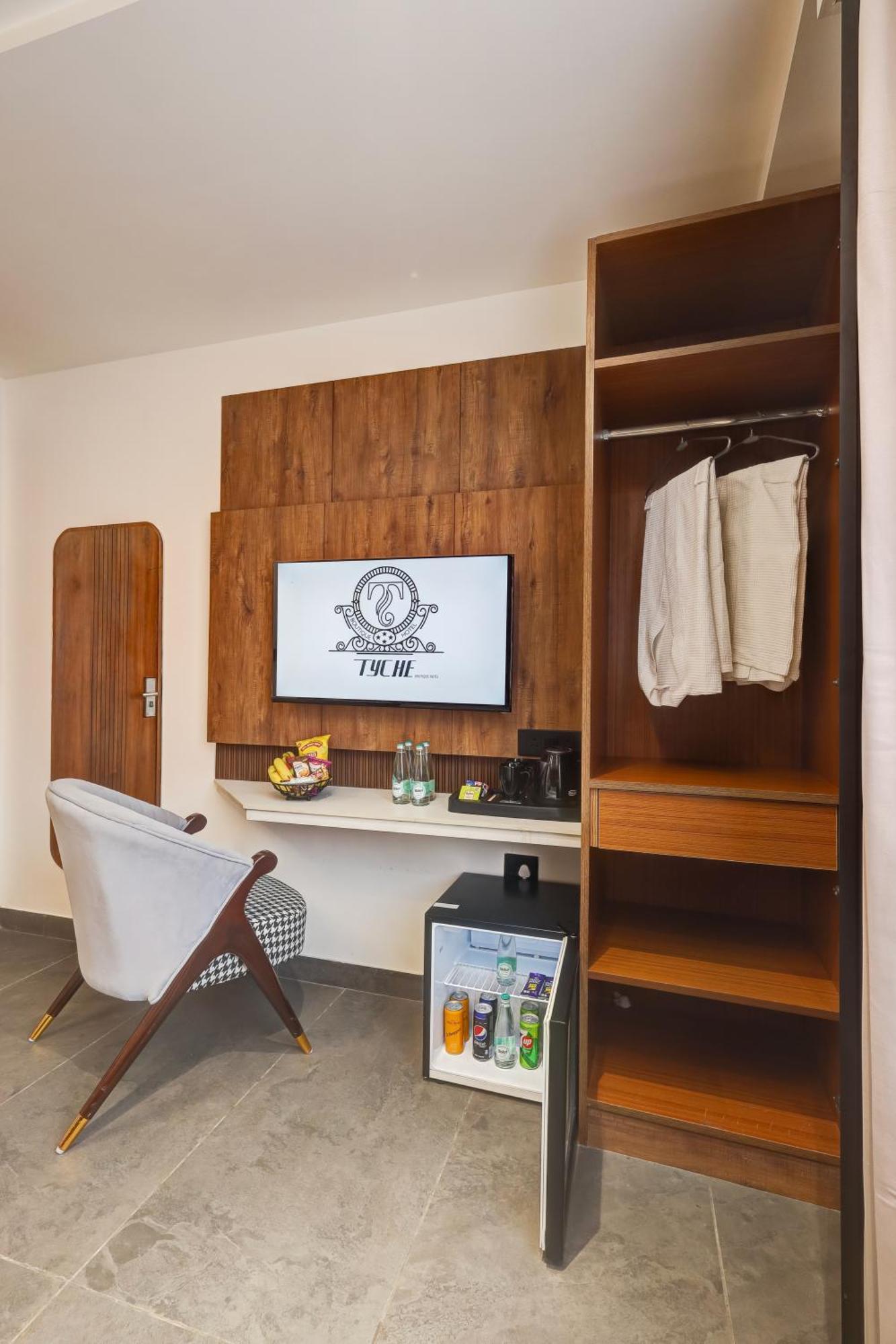 Hotel The Tyche New Delhi - Traveller'S Choice Award Winner 2025 4*