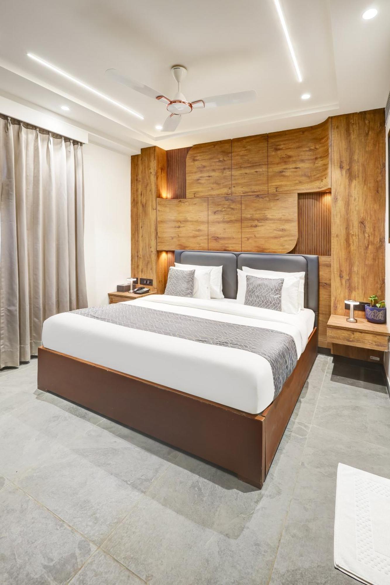 Hotel The Tyche New Delhi - Traveller'S Choice Award Winner 2025 New Delhi