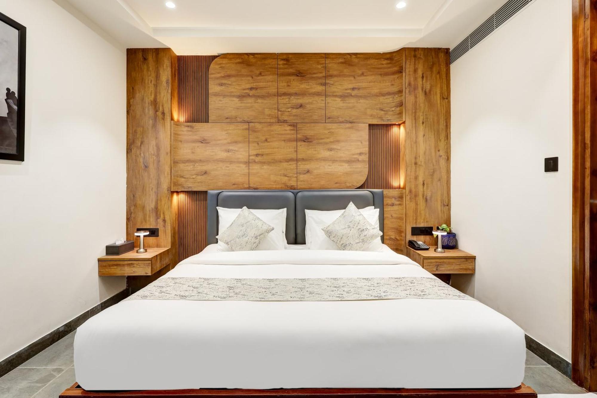 Hotel The Tyche New Delhi - Traveller'S Choice Award Winner 2025 New Delhi