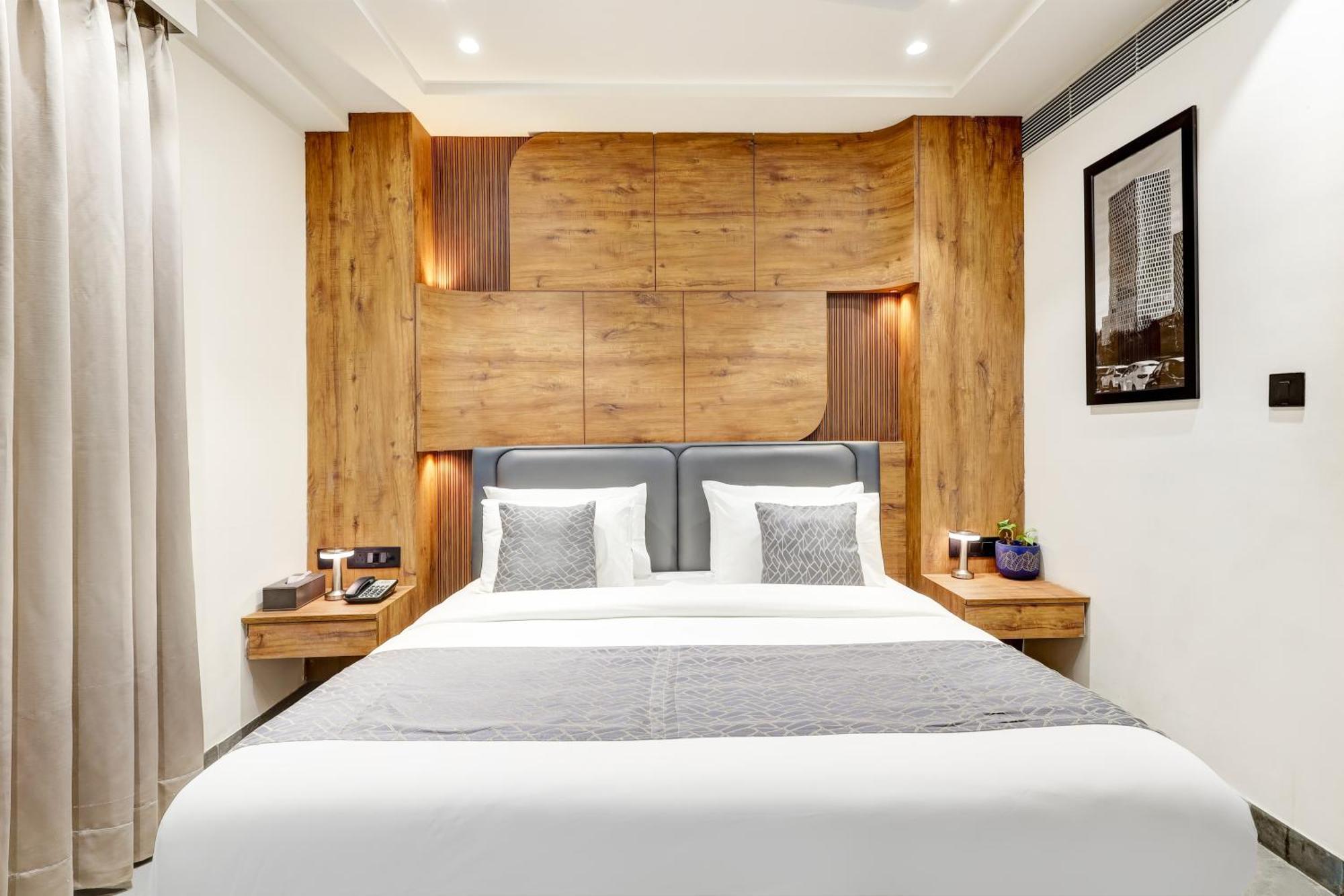 The Tyche New Delhi - Traveller'S Choice Award Winner 2025 4*